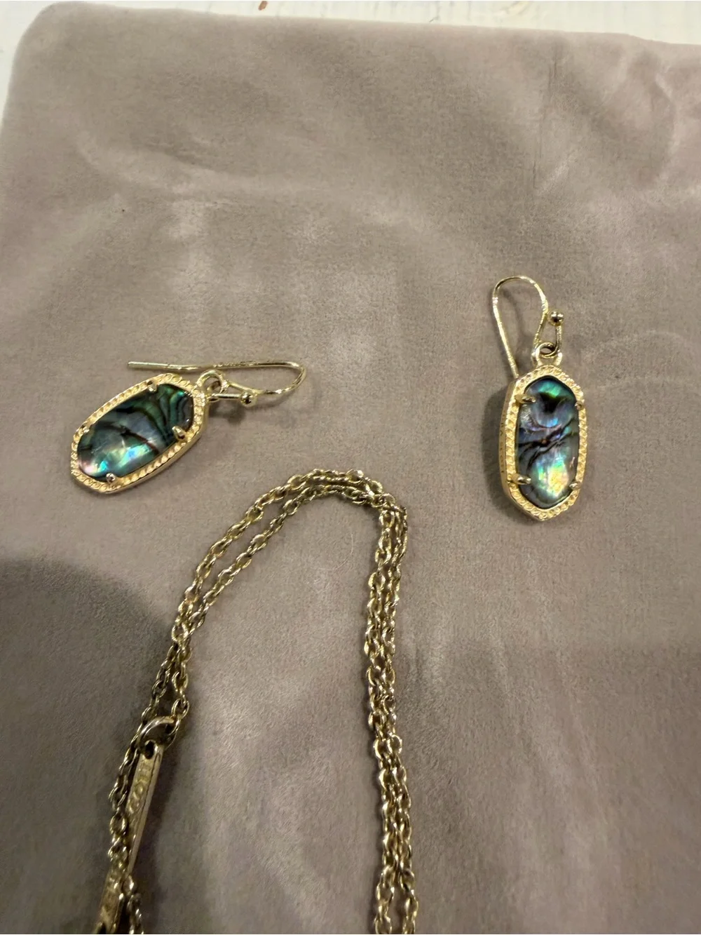 Kendra Scott kendra scott